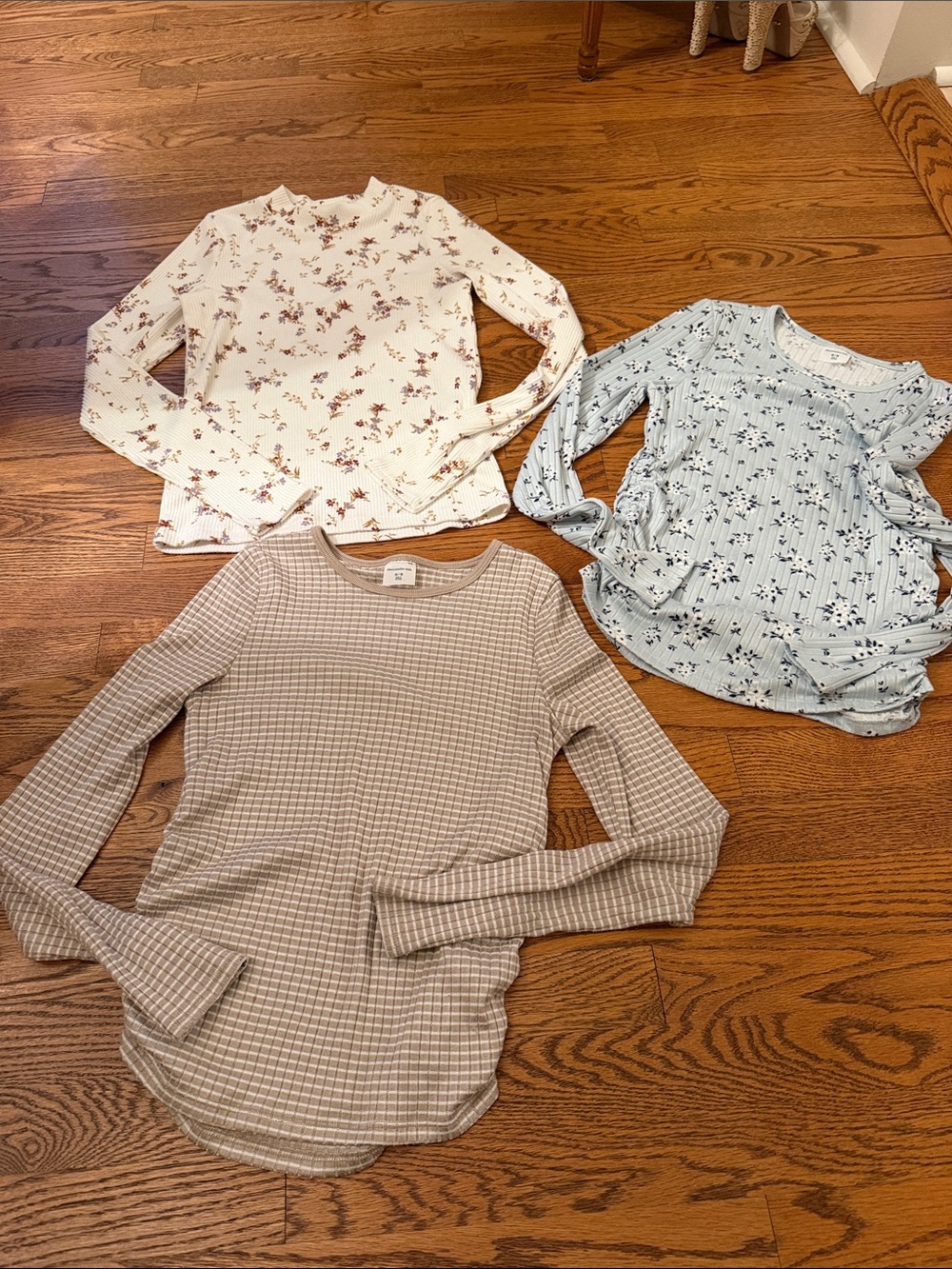 abercrombie kids long sleeve tops - size 15/16